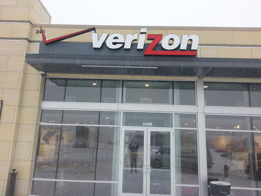 Cell Phone Store «Verizon», reviews and photos, 245 Radio Dr b, Woodbury, MN 55125, USA