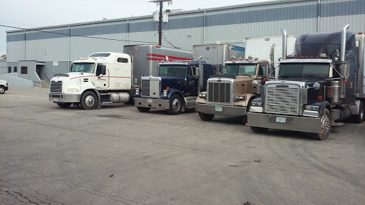 Shopping Mall «El Mercadito Mall», reviews and photos, 8011 E Washington St, Indianapolis, IN 46219, USA