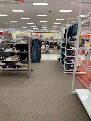 Department Store «Target», reviews and photos, 4144 Buckeye Pkwy, Grove City, OH 43123, USA