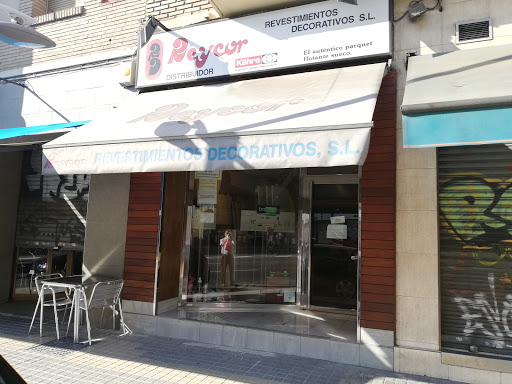 puertas automaticas REYCOR | Suelos y Puertas de Madera en Zaragoza en Zaragoza
