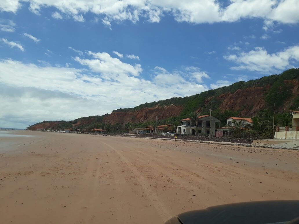 Praia de Ponta Verde'in fotoğrafı düz ve uzun ile birlikte