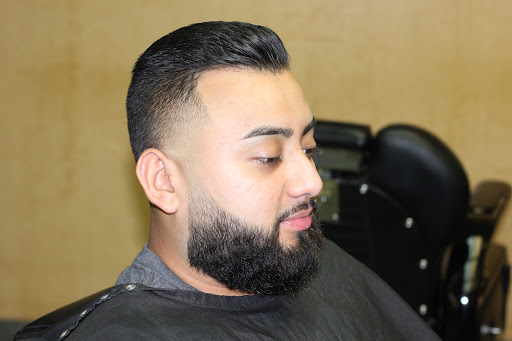 Barber Shop «Famous Fadez Hanover Park», reviews and photos, 2149 Irving Park Rd, Hanover Park, IL 60133, USA