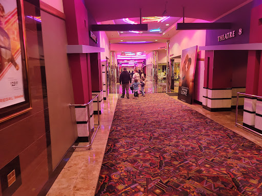 Movie Theater «Edwards Valencia 12 & IMAX», reviews and photos, 24435 Town Center Dr, Santa Clarita, CA 91355, USA