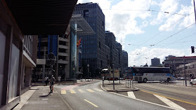 Lancy Pont Rouge, Gare/Etoile