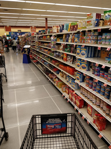 Supermarket «Giant Eagle Supermarket», reviews and photos, 200 Allegheny River Blvd, Verona, PA 15147, USA