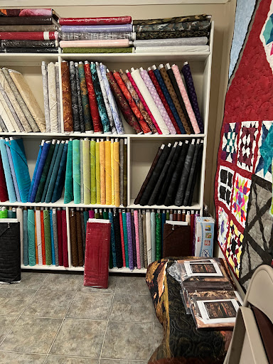 Fabric Store «Cuts & Bolts Fabrics», reviews and photos, 24 Washington St, Chillicothe, MO 64601, USA