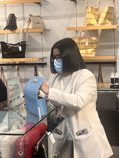 Department Store «Saks OFF 5TH», reviews and photos, 5709 Factory Shops Blvd, Ellenton, FL 34222, USA