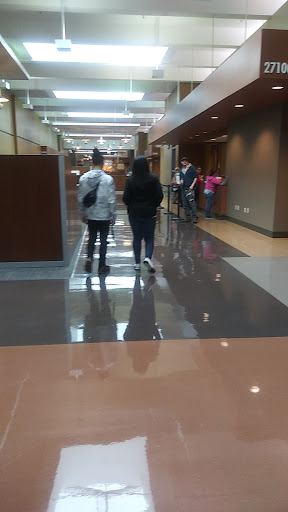 Shopping Mall «One Hundred Oaks Mall», reviews and photos, 719 Thompson Ln, Nashville, TN 37204, USA