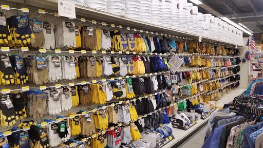 Farm Equipment Supplier «C-A-L Ranch Stores», reviews and photos, 2735 7800 S, West Jordan, UT 84088, USA