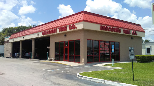 Tire Shop «Discount Tire Store - Orlando, FL», reviews and photos, 986 N Semoran Blvd, Orlando, FL 32807, USA