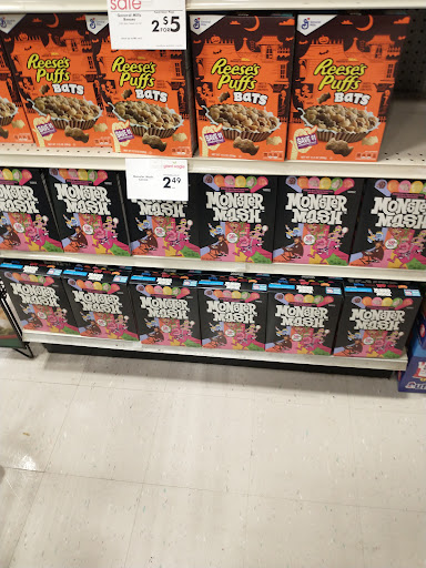 Supermarket «Giant Eagle Supermarket», reviews and photos, 4401 Mayfield Rd, South Euclid, OH 44121, USA