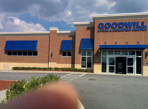 Thrift Store «Goodwill of North Georgia: Piedmont Store and Donation Center», reviews and photos, 2135 Piedmont Rd NE, Atlanta, GA 30324, USA
