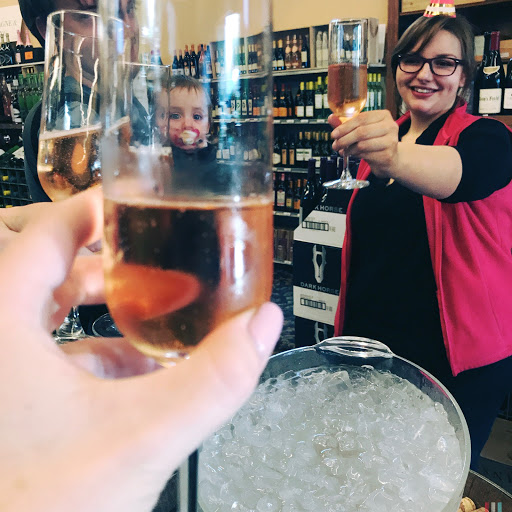 Liquor Store «Kent Wine & Spirit», reviews and photos, 24 N Main St, Kent, CT 06757, USA