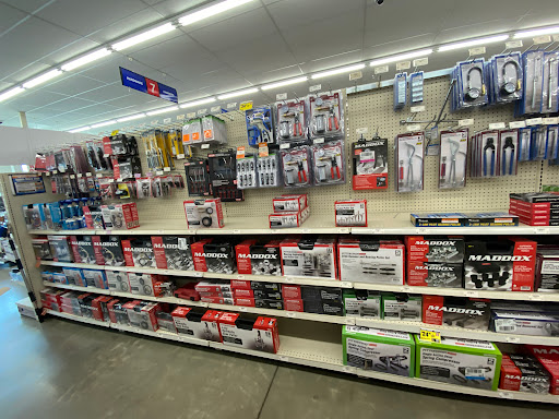 Hardware Store «Harbor Freight Tools», reviews and photos, 6205 Corson Ave S, Seattle, WA 98108, USA