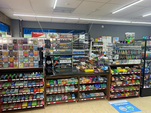 Convenience Store «Neighborhood Store», reviews and photos, 700 Cuernavaca Dr N, Austin, TX 78733, USA