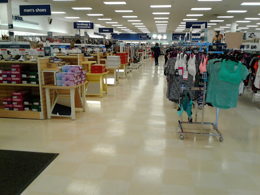 Department Store «Marshalls», reviews and photos, 5720 Lakewood Towne Center Blvd SW, Lakewood, WA 98499, USA