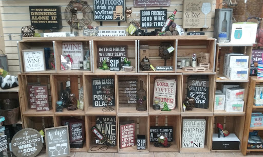 Winery «Florida Winery», reviews and photos, 12945 Village Blvd, Madeira Beach, FL 33708, USA