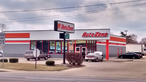 AutoZone, 9136 Indianapolis Blvd, Highland, IN 46322, USA, 