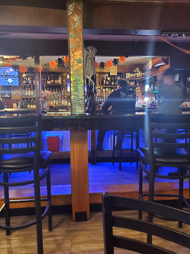 Restaurant «The Embers», reviews and photos, 1811 State Hwy 99 N, Eugene, OR 97402, USA