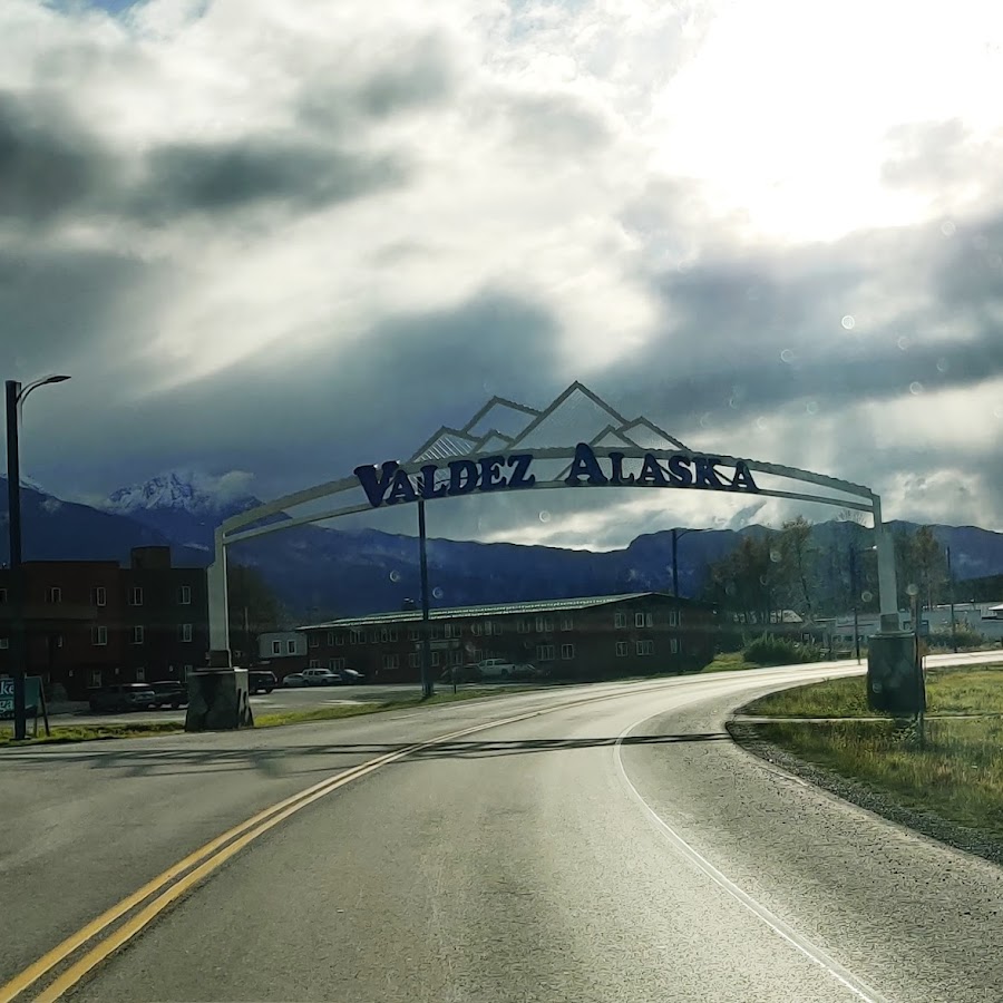 Valdez, Alaska Arch