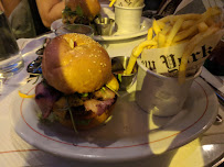 Hamburger du Restaurant français LE CHARLOT - PARIS - n°12