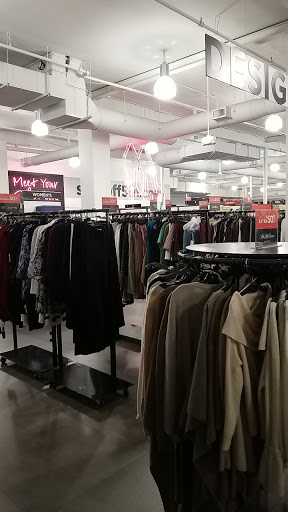 Department Store «Saks OFF 5TH», reviews and photos, 29 Tarrytown Rd, White Plains, NY 10607, USA