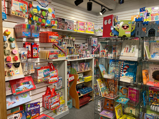 Baby Store «Galt Toys + Galt Baby - Downtown», reviews and photos, 900 N Michigan Ave, Chicago, IL 60611, USA