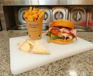 Photo n°12 de Les Burgers de Lucien - Couilly à Couilly-Pont-aux-Dames ()