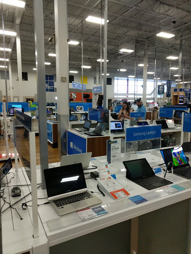 Electronics Store «Best Buy», reviews and photos, 2650 E Beltline Ave SE, Grand Rapids, MI 49546, USA