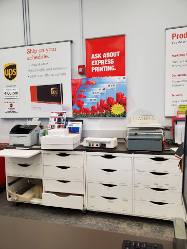 Office Supply Store «Staples», reviews and photos, 289 N Main St, Leominster, MA 01453, USA