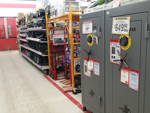 Home Improvement Store «Tractor Supply Co.», reviews and photos, 11181 Maple Ridge Rd, Medina, NY 14103, USA