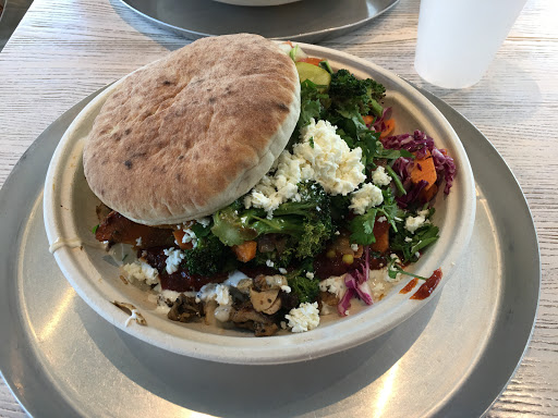 Shopping Mall «North & Sheffield Commons», reviews and photos, 1000 W North Ave, Chicago, IL 60642, USA