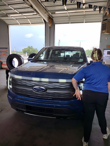 Car Dealer «Terrebonne Ford Lincoln», reviews and photos, 339 St Charles St, Houma, LA 70360, USA