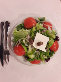 Salade grecque du Restaurant grec Taverne Grecque à Paris - n°5