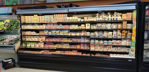 Grocery Store «El Gigante Grocery Store», reviews and photos, 2720 W 71st St, Indianapolis, IN 46268, USA