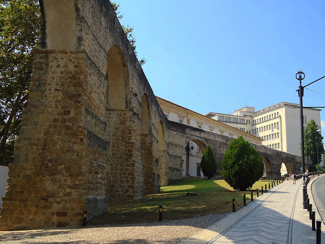 Comentários e avaliações sobre o Arcos do Jardim do Aqueduto de São Sebastião