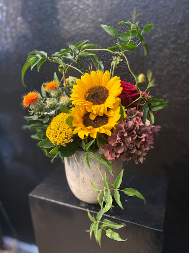 Florist «Bloem Decor», reviews and photos, 1016 10th St, Sacramento, CA 95814, USA