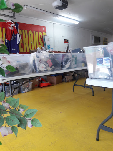 Discount Store «Discount Warehouse», reviews and photos, 7054 Gadsden Hwy, Trussville, AL 35173, USA