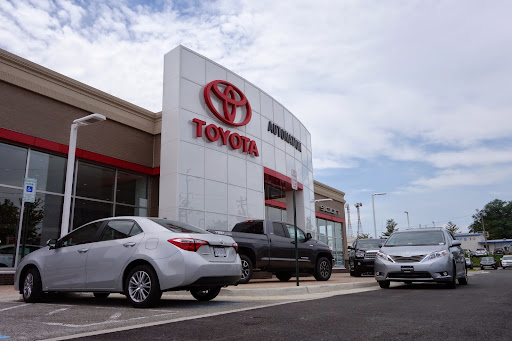Toyota Dealer «AutoNation Toyota Leesburg», reviews and photos, 1 Cardinal Park Dr SE, Leesburg, VA 20175, USA