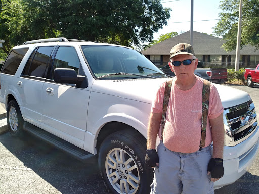 Car Dealer «Cars Unlimited», reviews and photos, 201 W Fletcher Ave, Tampa, FL 33612, USA