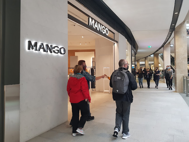 Mango - Clothing store