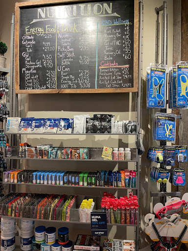 Sporting Goods Store «Fleet Feet Sports - Old Town», reviews and photos, 1620 N Wells St, Chicago, IL 60614, USA