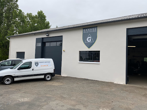 Photo 4 - Garage Lachenaud