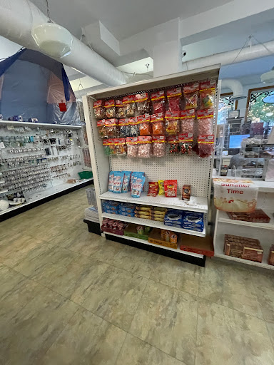 Department Store «Dellas 5 & 10», reviews and photos, 503 Washington St, Cape May, NJ 08204, USA