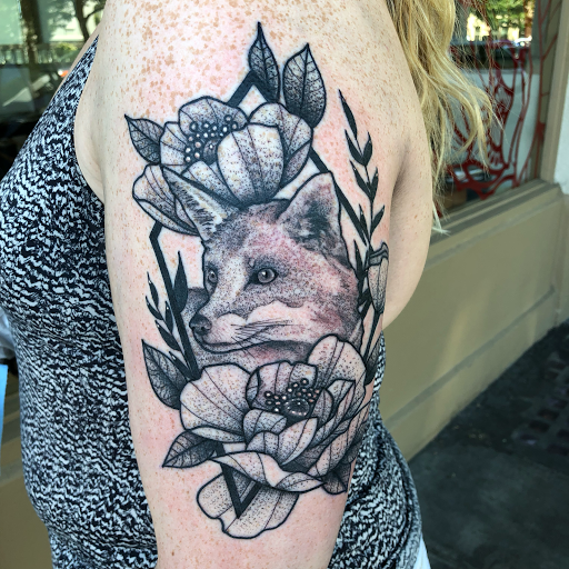 Explore tattoo ideas shoulder blade, creative tattoo ideas in Savannah, available at tattoos by delan