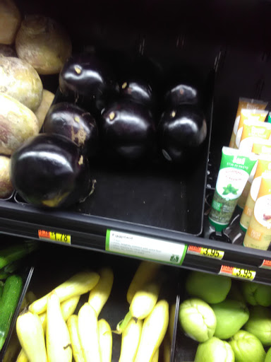 Supermarket «Walmart Neighborhood Market», reviews and photos, 4701 Mission Rd, Westwood, KS 66205, USA