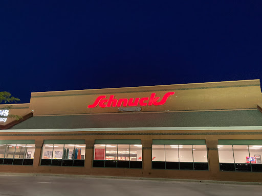 Grocery Store «Schnucks», reviews and photos, 200 N Vine St, Urbana, IL 61802, USA