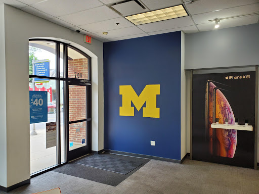 Cell Phone Store «AT&T», reviews and photos, 407 E Liberty St, Ann Arbor, MI 48104, USA