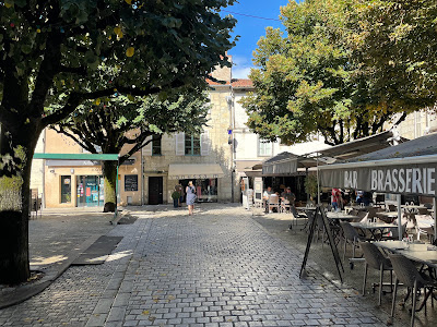 Presse Carterie Cadeaux à Périgueux