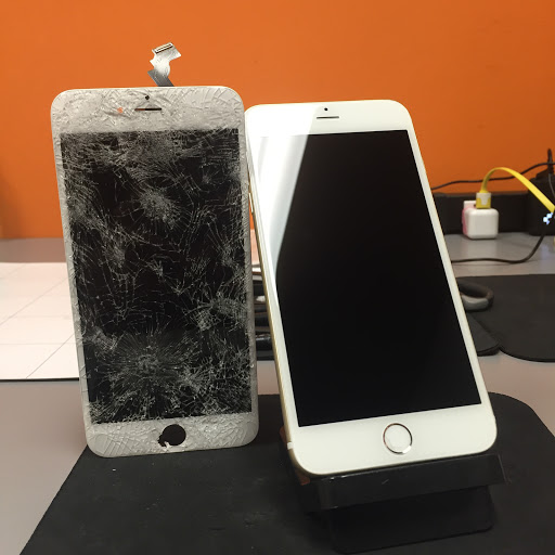 Phone Repair Service «Dr Phone Fix & Repair», reviews and photos, 3095 NE 163rd St, North Miami Beach, FL 33160, USA